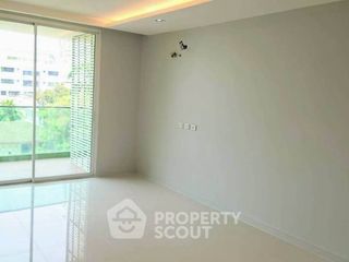 For sale 1 bed apartment in Watthana, Bangkok