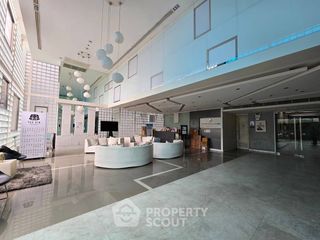 Продажа 3 спальни кондо в Ратчатхещи, Бангкок