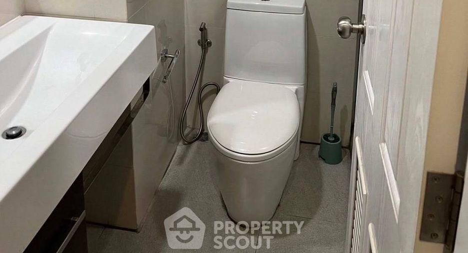 For sale 3 bedrooms condo in Bang Na, Bangkok