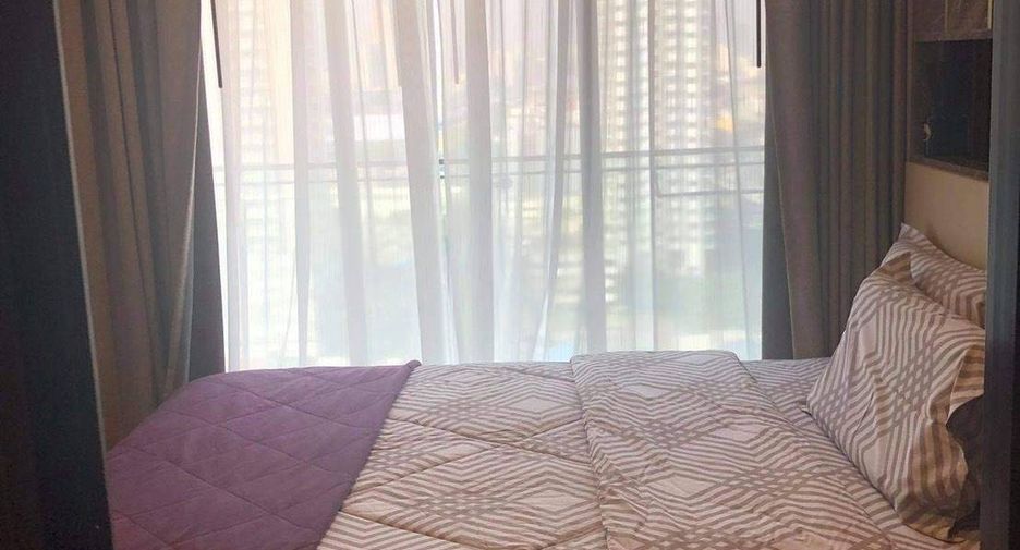 For sale 1 bed condo in Huai Khwang, Bangkok