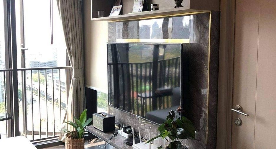 For sale 1 bed condo in Huai Khwang, Bangkok