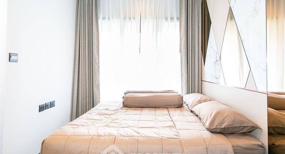 For sale 1 bed condo in Huai Khwang, Bangkok