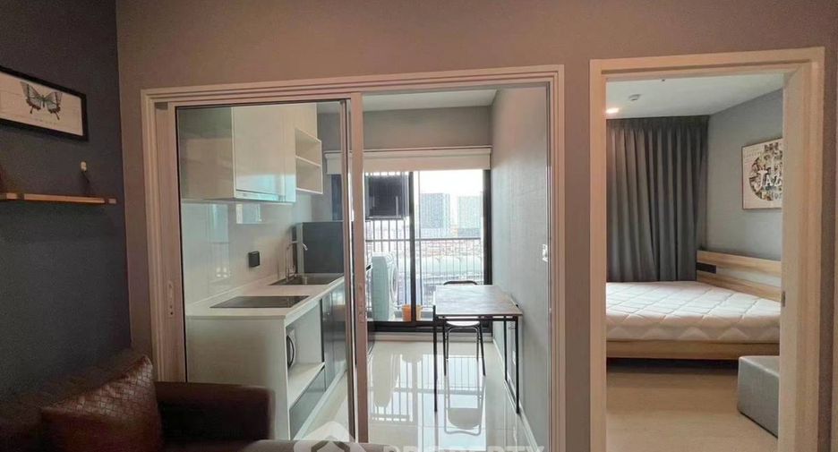 For sale 1 bed condo in Watthana, Bangkok