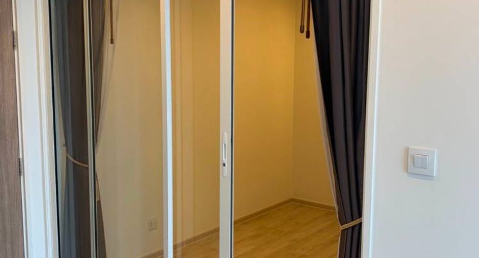 For sale 2 bedrooms condo in Khan Na Yao, Bangkok