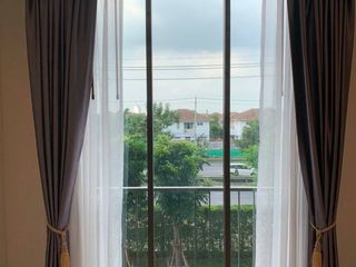 For sale 2 bedrooms condo in Khan Na Yao, Bangkok