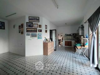 出售 5 卧室 独立屋 在 Si Racha, Chon Buri