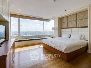 For sale 3 bedrooms condo in Bang Kho Laem, Bangkok
