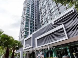 For sale 2 bedrooms condo in Bangkok Noi, Bangkok
