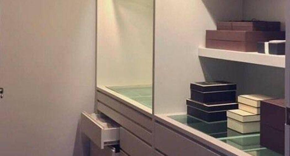 Condo en venta de 1 habitaciones en Khlong Toei, Bangkok