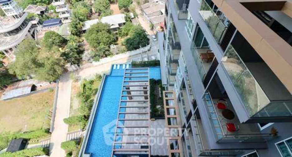 For sale 1 bed condo in Si Racha, Chonburi