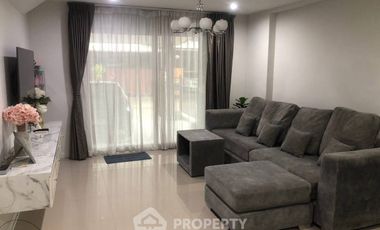 À vendre 3 chambres maison à East Pattaya, Pattaya