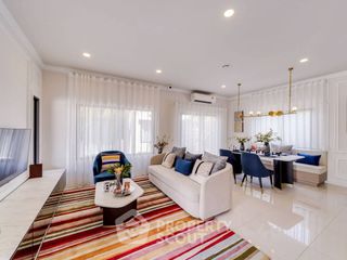 出售 4 卧室 独立屋 在 Bang Phli, Samut Prakan