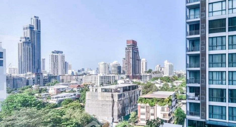 For sale 2 bedrooms condo in Khlong Toei, Bangkok