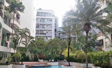 For sale 2 bedrooms condo in Khlong Toei, Bangkok