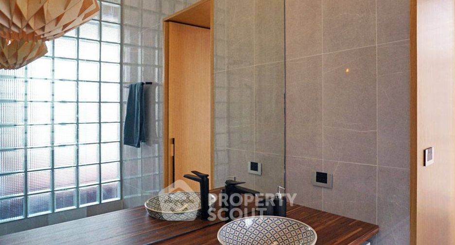 For sale 1 bed condo in Huai Khwang, Bangkok