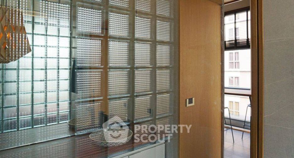 For sale 1 bed condo in Huai Khwang, Bangkok