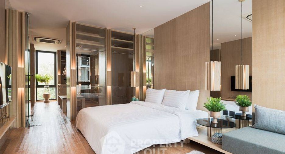 For sale 3 bedrooms townhouse in Lat Phrao, Bangkok