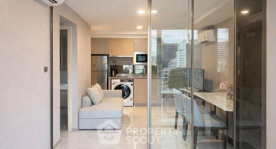À louer et à vendre 2 chambres condo à Watthana, Bangkok