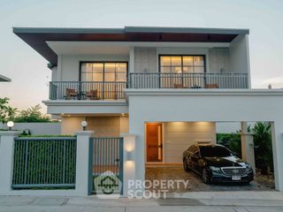 Casa en venta de 4 habitaciones en Bang Lamung, Chonburi