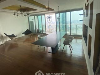 For sale 3 bedrooms condo in Sathon, Bangkok