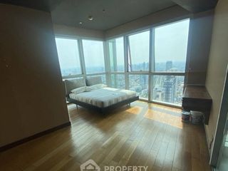 For sale 3 bedrooms condo in Sathon, Bangkok