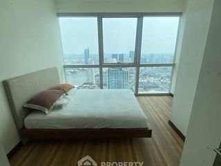 For sale 3 bedrooms condo in Sathon, Bangkok