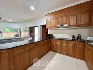 For sale 2 ベッドルーム villa in Bang Lamung, Chonburi