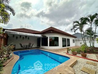 For sale 2 ベッドルーム villa in Bang Lamung, Chonburi