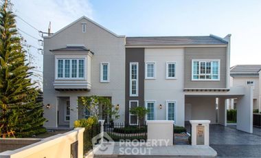 For sale 4 bedrooms house in Bang Khae, Bangkok