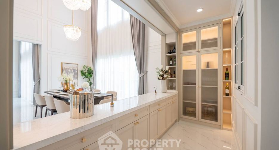 For sale 4 bedrooms house in Bang Khae, Bangkok