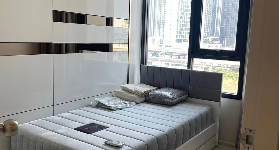 For sale 2 bedrooms condo in Watthana, Bangkok