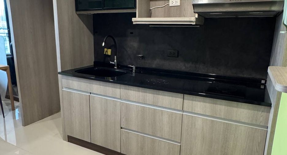 For sale 1 bed condo in Ratchathewi, Bangkok