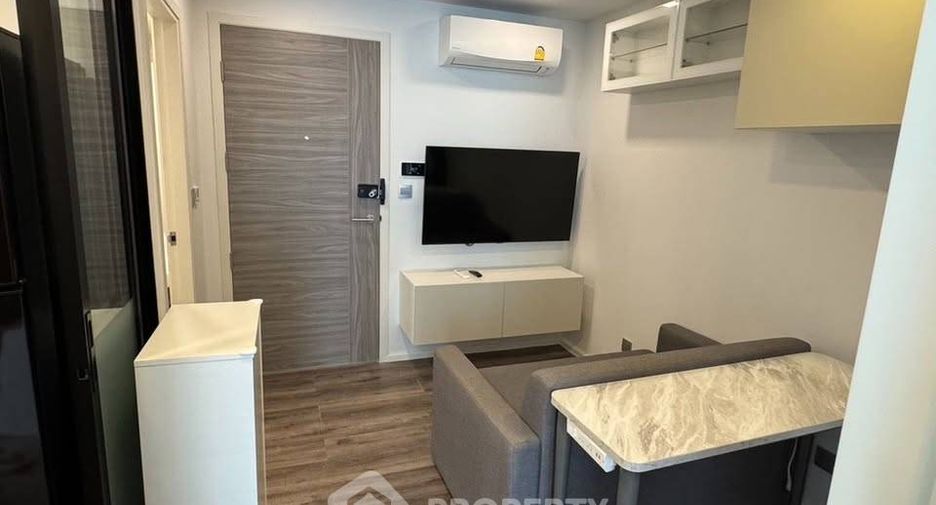 For sale 1 bed condo in Wang Thonglang, Bangkok