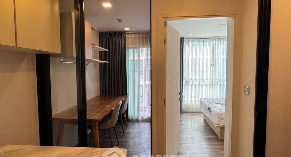 For sale 1 bed condo in Wang Thonglang, Bangkok
