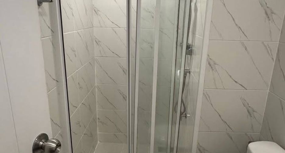For sale 1 bed condo in Wang Thonglang, Bangkok