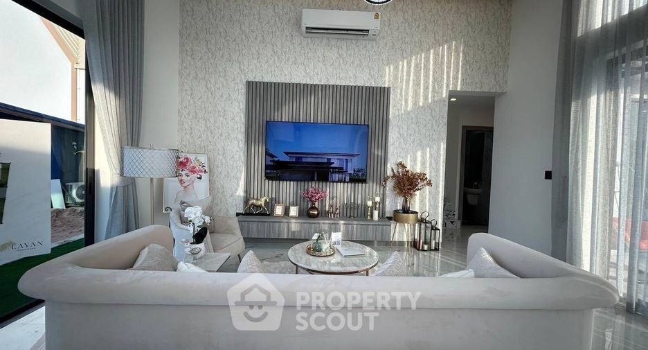 À vendre 4 chambres villa à Bang Lamung, Chonburi