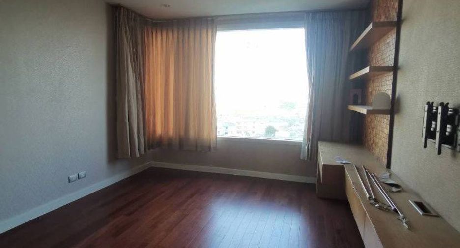 For sale 2 bedrooms condo in Bang Kho Laem, Bangkok