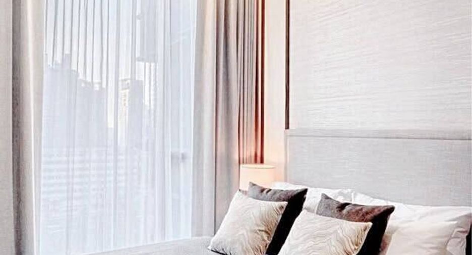For sale 2 bedrooms condo in Khlong Toei, Bangkok