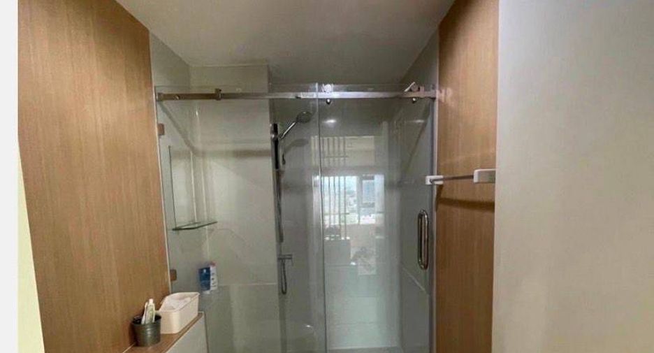 For sale 2 bedrooms condo in Thon Buri, Bangkok