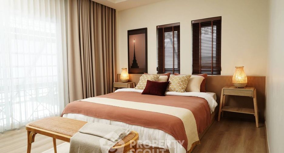 For sale 2 bedrooms condo in Samphanthawong, Bangkok