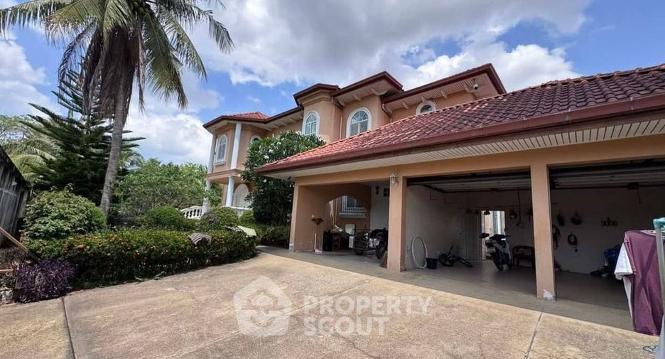 For sale 6 bedrooms house in East Pattaya, Pattaya