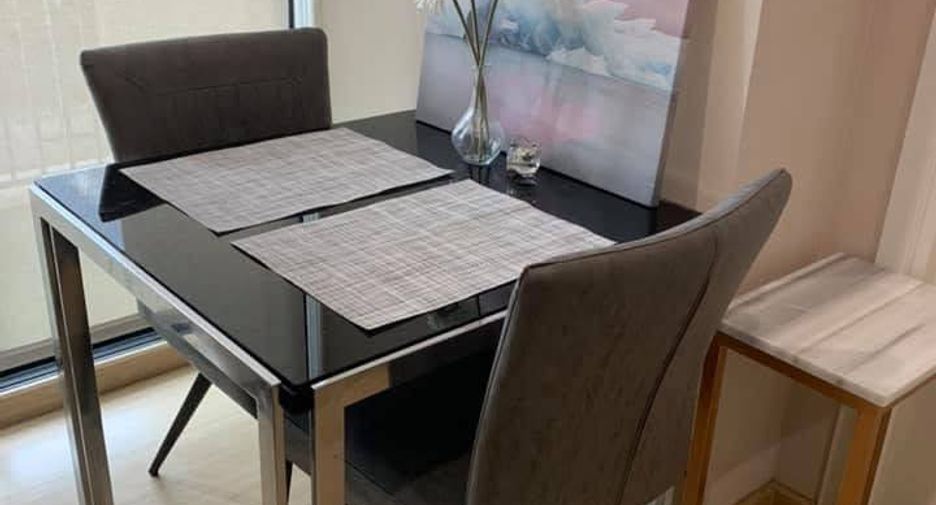 For sale 1 bed condo in Phra Khanong, Bangkok