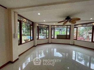 For sale 5 bedrooms house in Bang Lamung, Chonburi