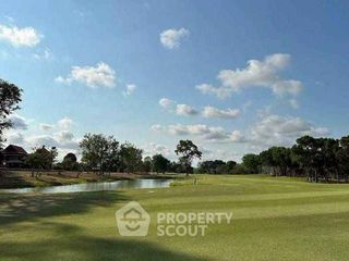 For sale 5 bedrooms house in Bang Lamung, Chonburi