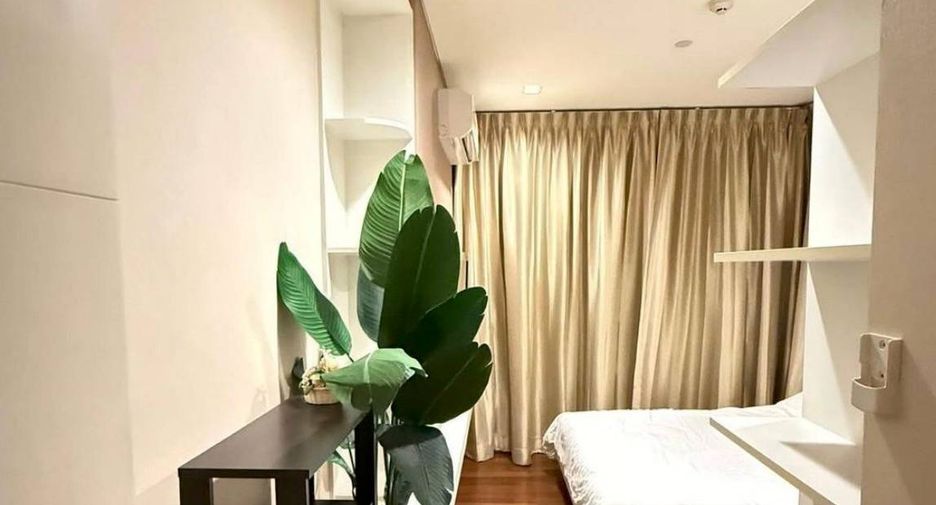 For sale 2 bedrooms condo in Watthana, Bangkok