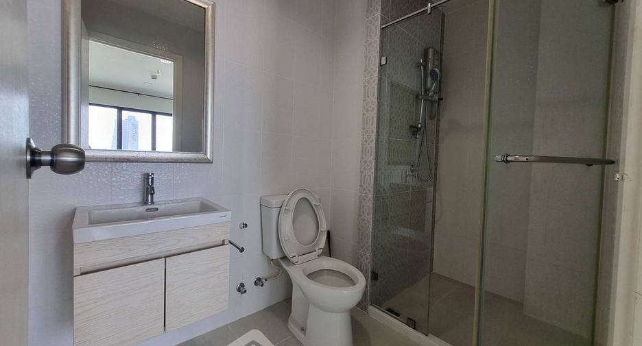 For sale 1 bed condo in Bang Phlat, Bangkok