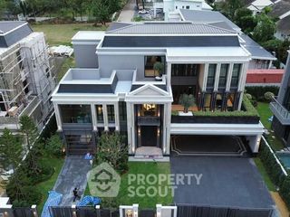 For sale 5 bedrooms house in Suan Luang, Bangkok