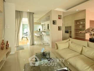 For sale 3 bedrooms villa in Bang Lamung, Chonburi