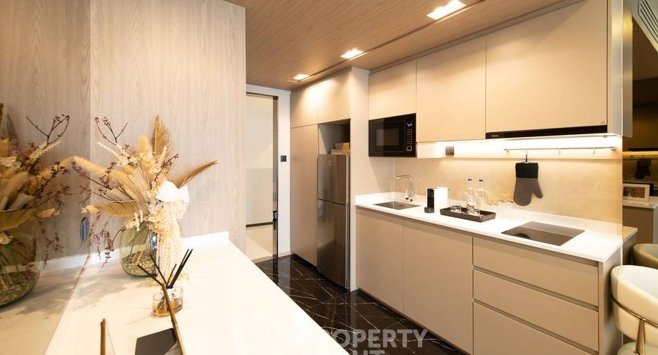 For sale 2 bedrooms condo in Watthana, Bangkok