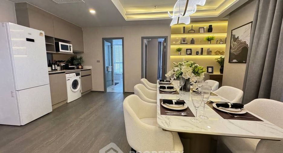 For sale 2 bedrooms condo in Khlong Toei, Bangkok